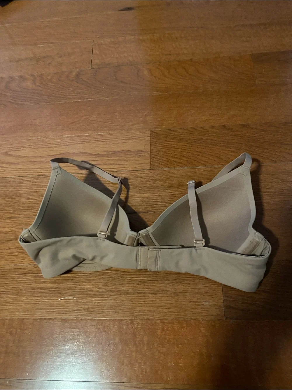 SKIMS Scoop Plunge Fits Everybody Bra - Picture 2 of 7